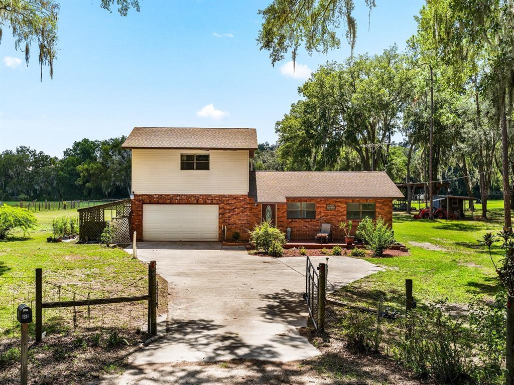 Picture of 1811 Martin Road, Dover, FL 33527