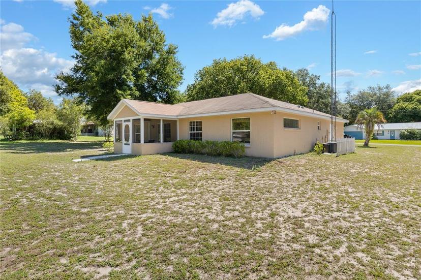 Picture of 16350 SE 117Th Avenue, Weirsdale FL 32195