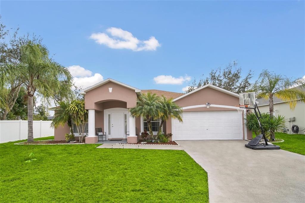 Picture of 545 Reddicks Circle, Winter Haven, FL 33884