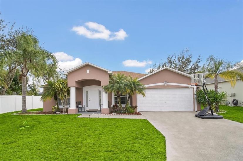 Picture of 545 Reddicks Circle, Winter Haven FL 33884