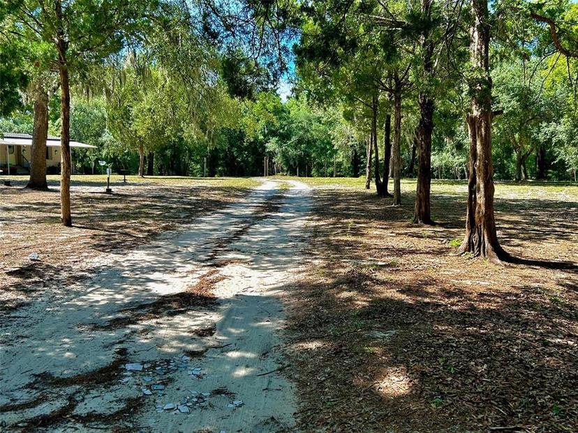 Picture of 7836 Twin Lakes Road, Keystone Heights FL 32656