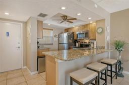 Picture of 1300 N Portofino Drive Unit 305, Sarasota, FL 34242