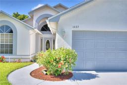 Picture of 1427 Grand Cayman Circle, Winter Haven, FL 33884