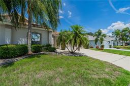 Picture of 912 Oxford Park Drive, Sun City Center, FL 33573