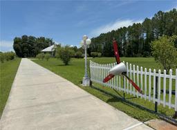 Picture of 8383 E Highway 318, Citra, FL 32113