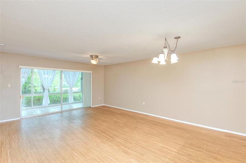 Picture of 700 Melrose Avenue Unit E4, Winter Park FL 32789