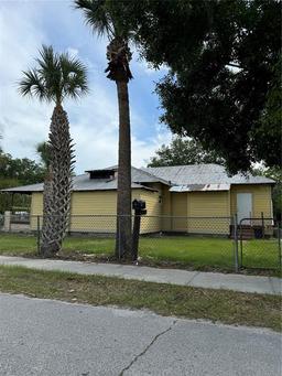 Picture of 585 Washington Street, New Smyrna Beach, FL 32168