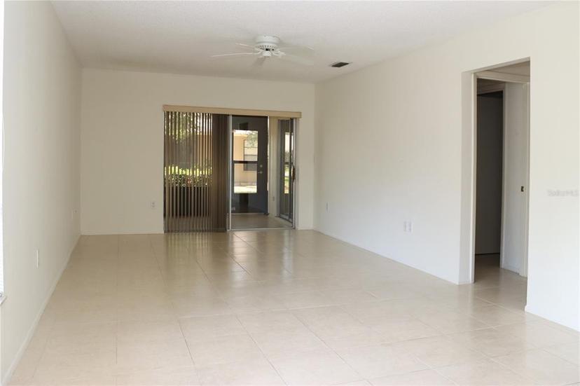 Picture of 1213 Tallywood Drive Unit 7007, Sarasota FL 34237