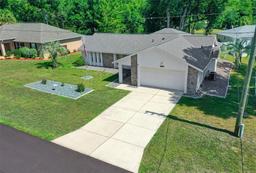 Picture of 13027 NE 7Th Loop, Silver Springs, FL 34488