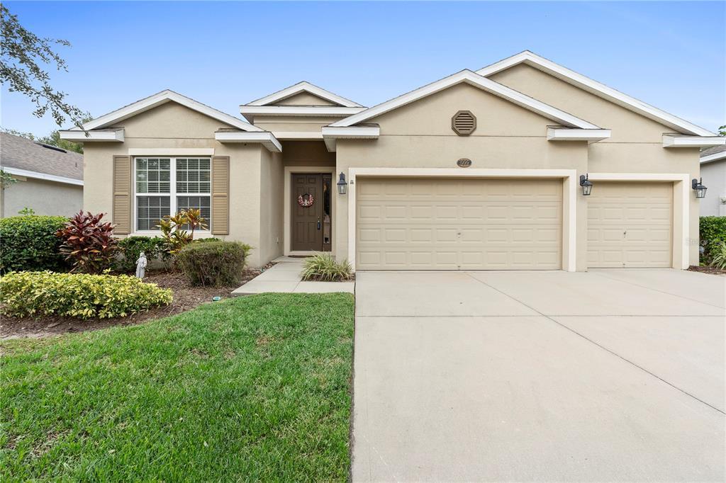 Picture of 509 W Victoria Trails Boulevard, Deland, FL 32724