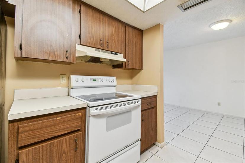 Picture of 645 N Keene Road Unit D, Clearwater FL 33755