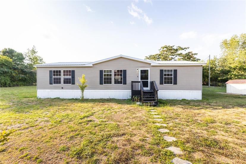 Picture of 14170 SW 132Nd Place, Archer FL 32618