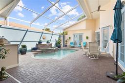 Picture of 413 Rio Terra, Venice, FL 34285