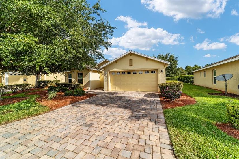 Picture of 5072 Neptune Circle, Oxford FL 34484