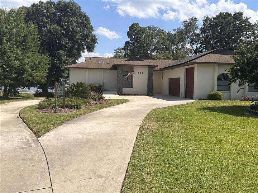 Picture of 925 W Lake Damon Drive, Avon Park FL 33825