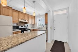 Picture of 1847 Shore Drive S Unit 202, South Pasadena, FL 33707