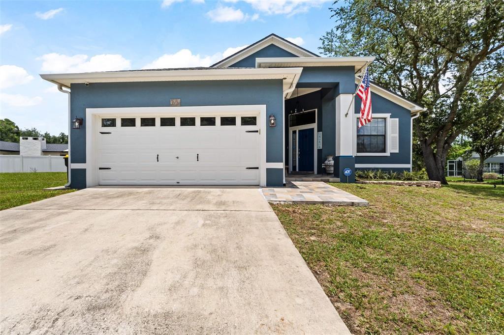 Picture of 4285 Meadowood Drive, Mulberry, FL 33860