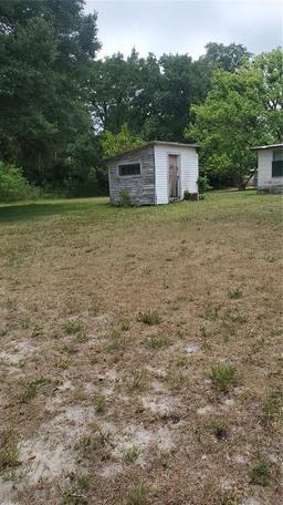 Picture of 13525 SE 167Th Lane, Weirsdale, FL 32195