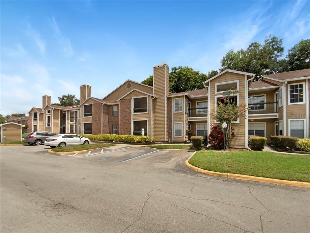 Picture of 5587 Devonbriar Way Unit J207, Orlando, FL 32822