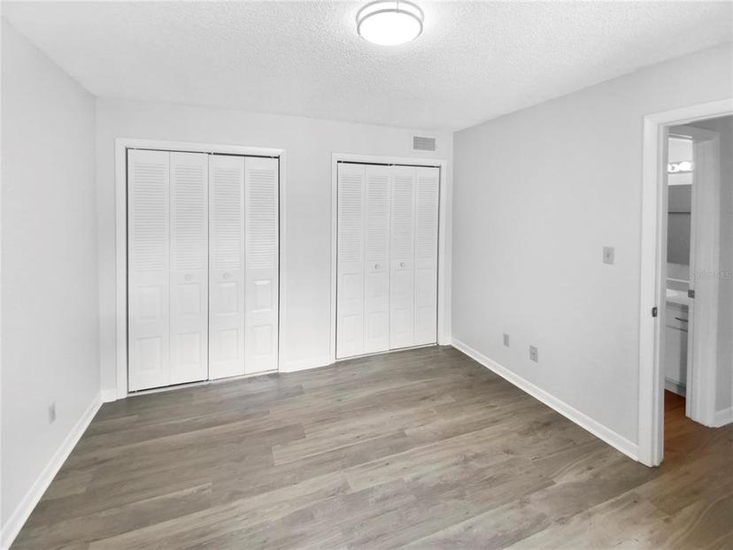 Picture of 5587 Devonbriar Way Unit J207, Orlando FL 32822