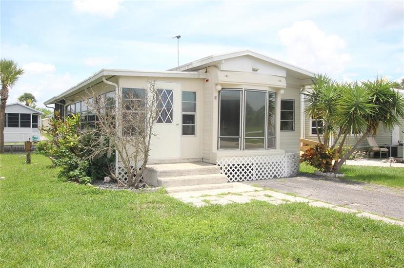 Picture of 10 Shell Road Unit 10, Okeechobee FL 34974