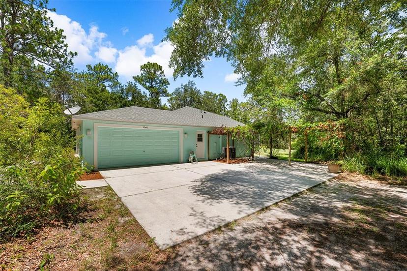 Picture of 10463 Yellowlegs Avenue, Weeki Wachee FL 34614