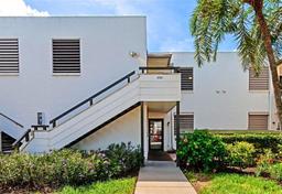 Picture of 255 Sherwood Drive Unit 255U, Bradenton, FL 34210