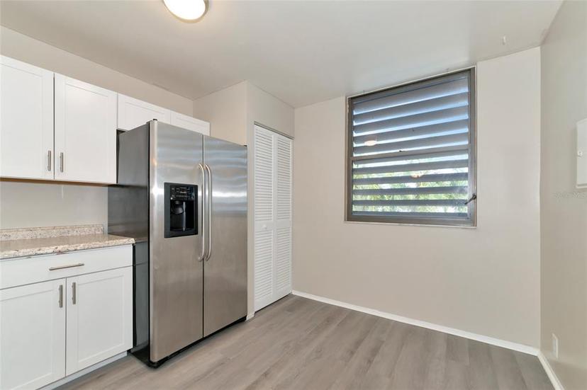 Picture of 255 Sherwood Drive Unit 255U, Bradenton FL 34210