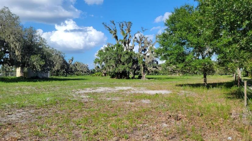 Picture of 9811 Linda Sweat Trail, Wimauma FL 33598