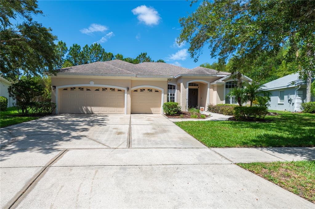 Picture of 6120 Cezanne Avenue, Lutz, FL 33558