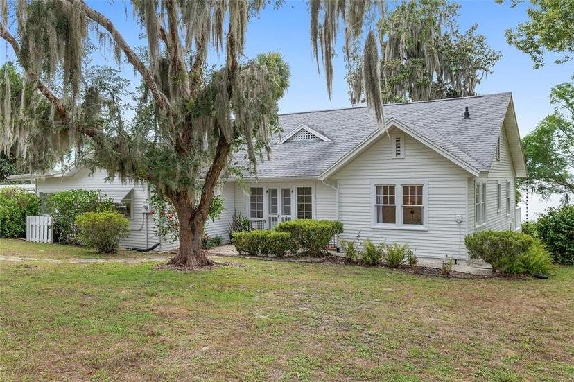 Picture of 14290 SE 143Rd Terrace, Weirsdale FL 32195