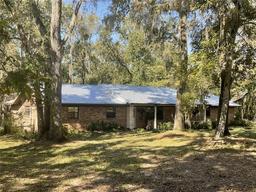 Picture of 820 NW 109Th Drive, Gainesville, FL 32606