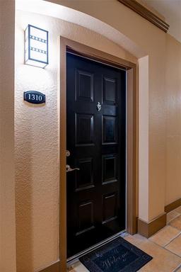 Picture of 4221 W Spruce Street Unit 1310, Tampa, FL 33607