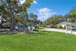 Picture of 11200 102Nd Avenue Unit 60, Seminole, FL 33778