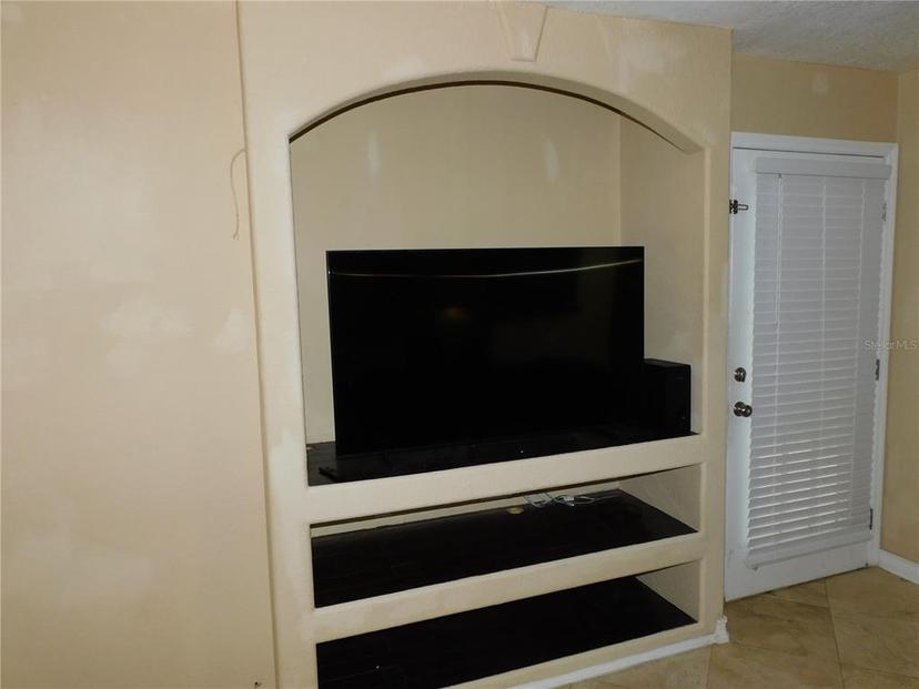 Picture of 200 Afton Square Unit 102, Altamonte Springs FL 32714