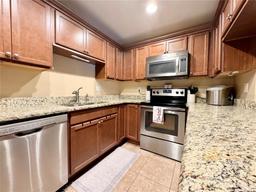 Picture of 3100 Lake Pine Way Unit A2, Tarpon Springs, FL 34688