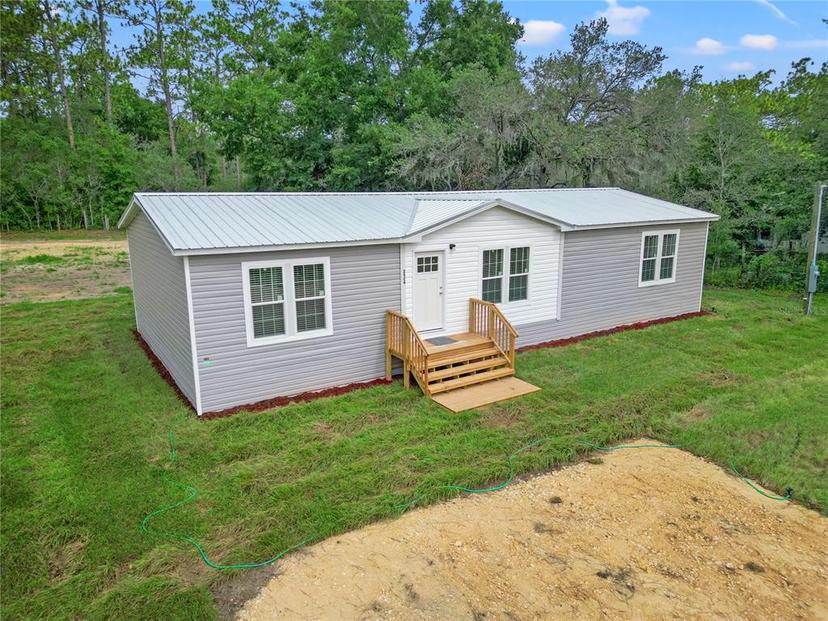 Picture of 2524 SE State Road 121, Morriston FL 32668