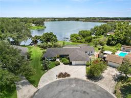 Picture of 2118 Lake Bentley Court, Lakeland, FL 33803