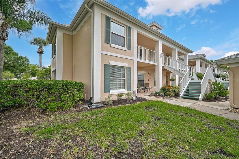 Picture of 4705 Sand Trap Street Circle E Unit 201, Bradenton FL 34203