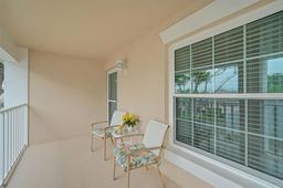 Picture of 4705 Sand Trap Street Circle E Unit 201, Bradenton, FL 34203