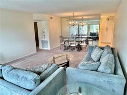 Picture of 2070 World Parkway Boulevard Unit 36, Clearwater, FL 33763