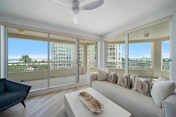 Picture of 1180 Gulf Boulevard Unit 504, Clearwater Beach, FL 33767