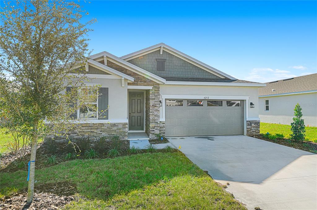 Picture of 4252 Sawtooth Court, Tavares, FL 32778