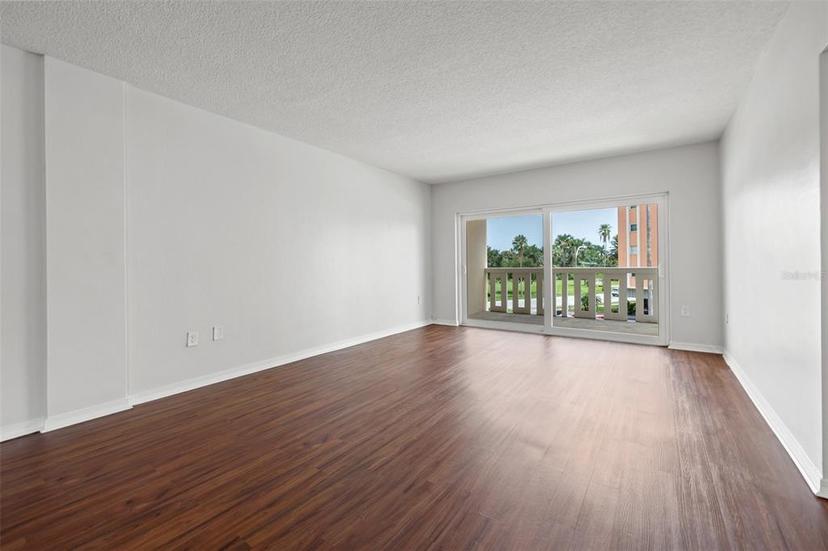 Picture of 1200 N Shore Drive Ne Unit 301, St Petersburg FL 33701