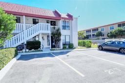 Picture of 1801 Gulf Drive N Unit 275, Bradenton Beach, FL 34217