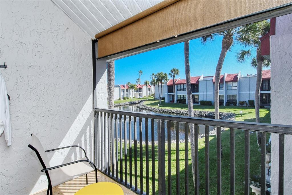 Picture of 1801 Gulf Drive N Unit 275, Bradenton Beach, FL 34217