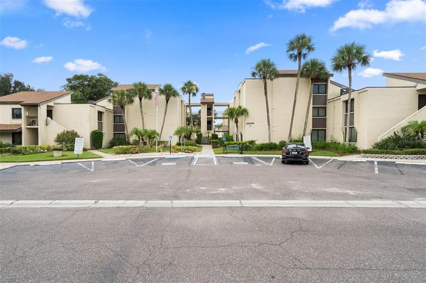 Picture of 2207 Belleair Road Unit B4, Clearwater FL 33764