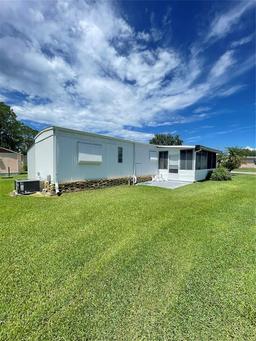 Picture of 928 Blue Heron Boulevard, Osteen, FL 32764