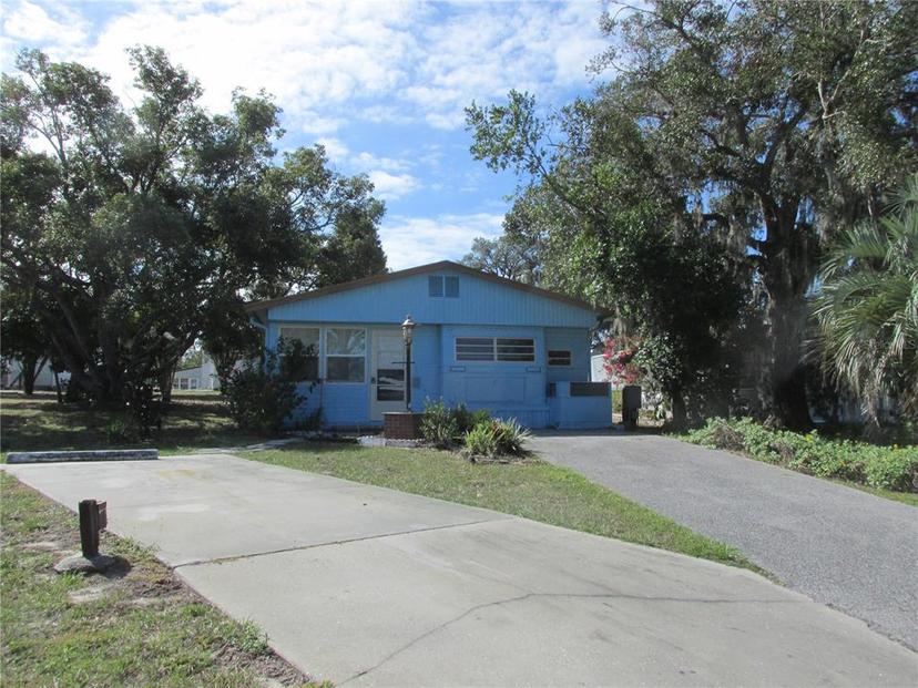 Picture of 121 Saddlebag Trail, Lake Wales FL 33898