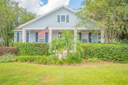 Picture of 450 W Delaware Avenue, Lake Helen, FL 32744